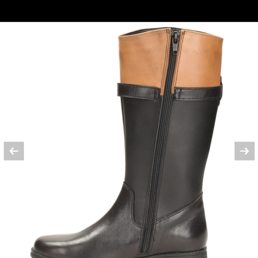 Clarks Boots - Picture 14 of 15